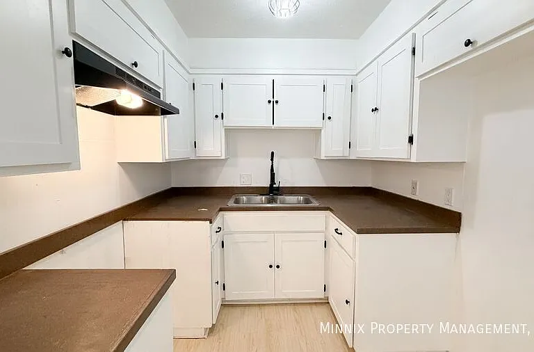 5005 Avenue W #12 — Photo 7