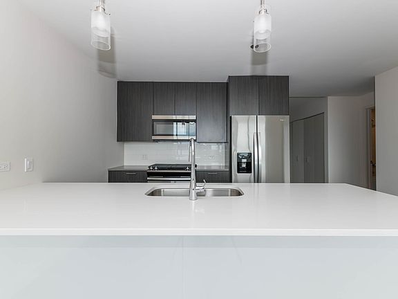 4th image of 815 W Agatite Ave #2612