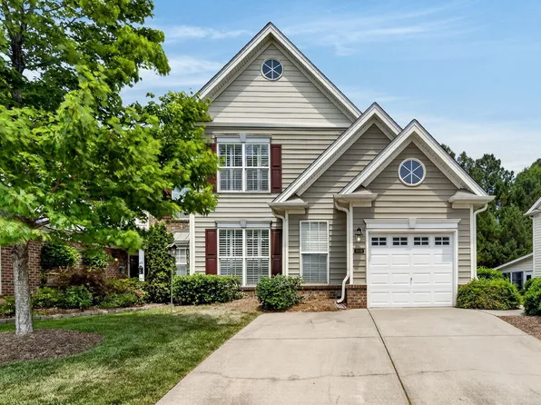 11220 Presidio Dr, Raleigh, NC 27617
