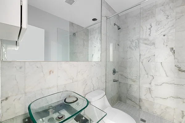 Rented by REAL New York | media 7