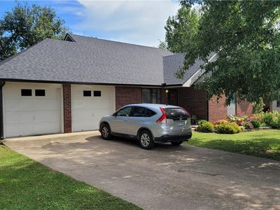22642 Oakview Rd, Siloam Springs, AR, 72761