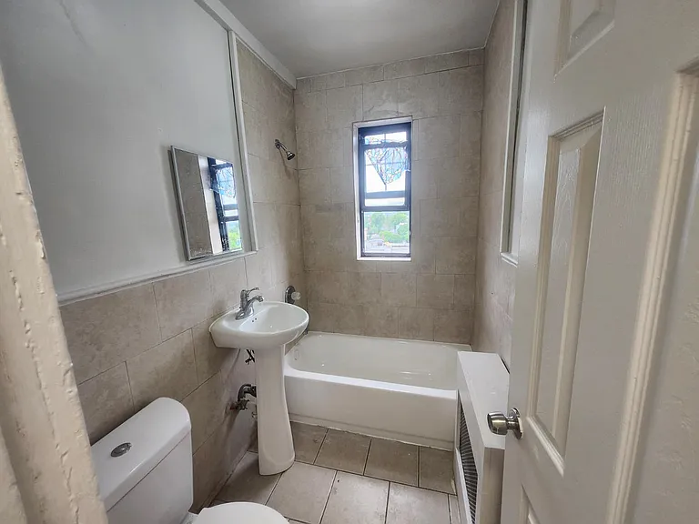 22 N Harrison St #95E — Photo 11
