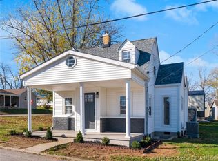 429 S Sycamore St, Paoli, IN 47454