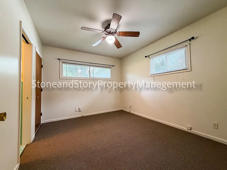1726 SW Medford Ave — Photo 12