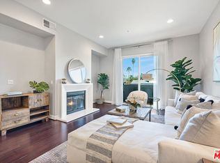 4644 Coldwater Canyon Ave #303, Studio City, CA 91604