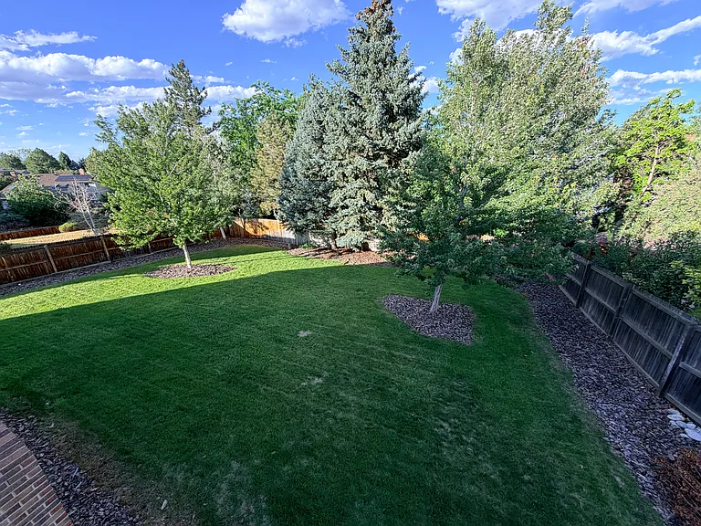 10657 W Roxbury Ave — Photo 18