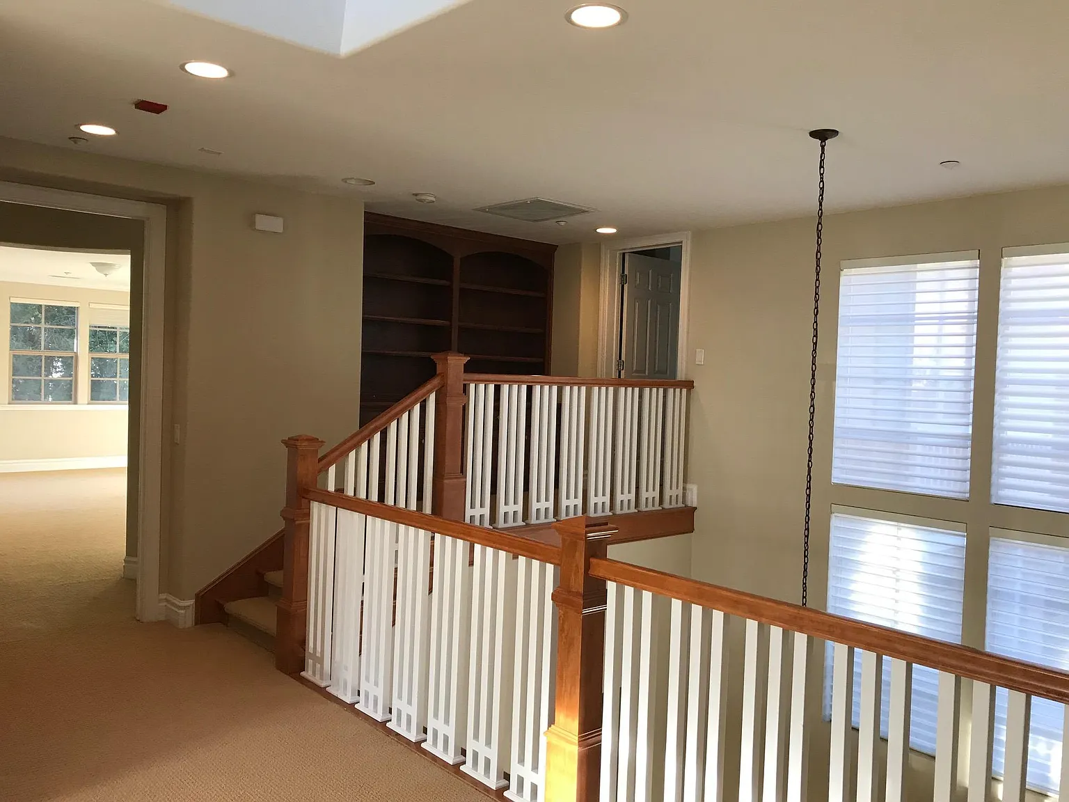 4 bed, 3.5 bath, 3800 sqft, $7,000 — Photo 4