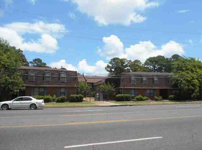 1st image of 3212 Thirteen Colony Mall APT 2B