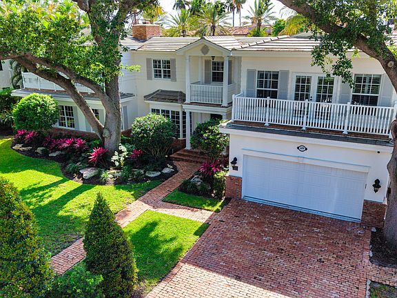 4th image of 609 Coral Way