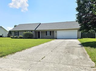 104 Annie Rd, Richlands, NC 28574