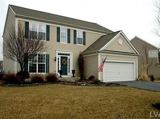 8602 Pathfinder Rd, Breinigsville, PA 18031