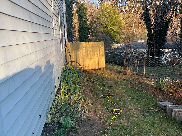 966 Rock Creek Rd — Photo 3