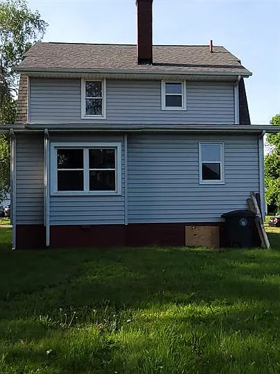 916 Donald Avenue - 1 — Photo 2