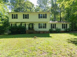 164 Chestnut Lake Dr, Inman, SC 29349