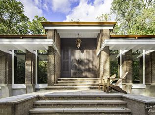 660 Ravine Rd, Dundee, IL 60118