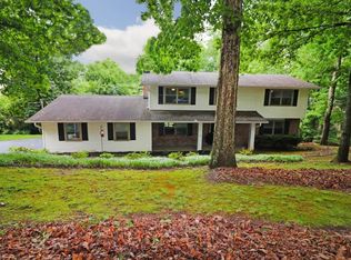 1215 Live Oak Cir, Knoxville, TN 37932