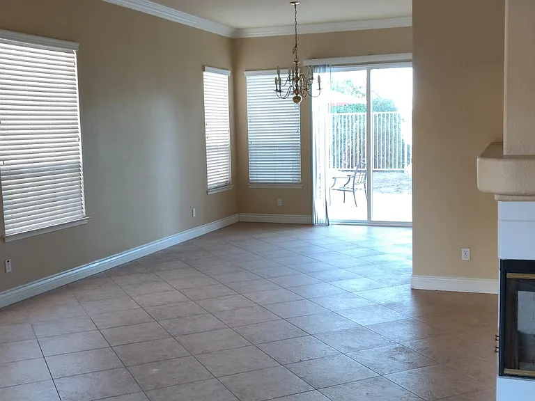 14163 Applegate Ln — Photo 2