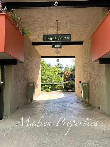 1120 Esplanade Photo 1