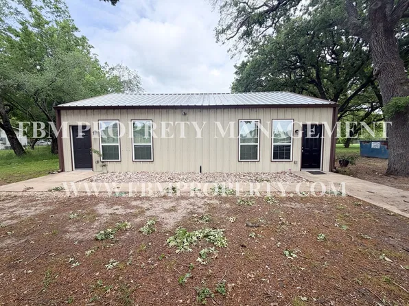 8712 S Fm 148 Unit A, Scurry, TX 75158