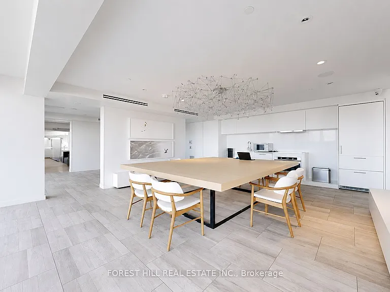 8 Hillsdale Ave E #724 — Photo 25