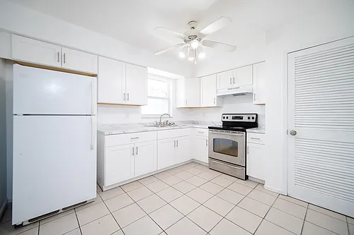 3325 Airport Rd N Photo 1