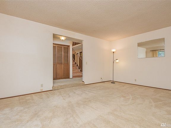 4th image of 13822 113th Avenue Ct E