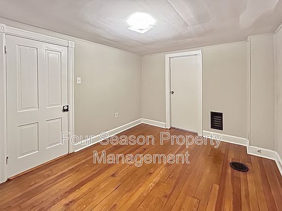 2nd image of 820 Pine St #820