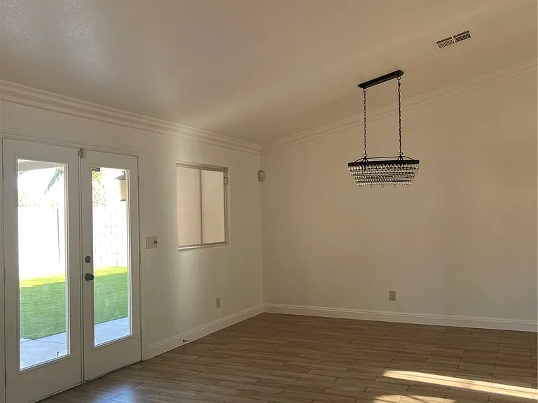 5412 Lavender Ct — Photo 6
