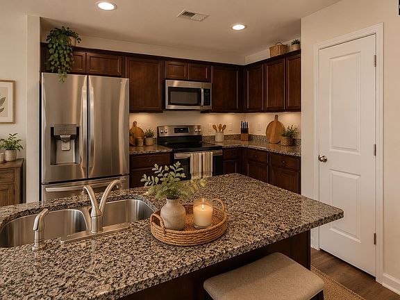 4th image of 1033 Matchingham Dr
