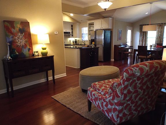 4th image of 3302 Westhill Dr