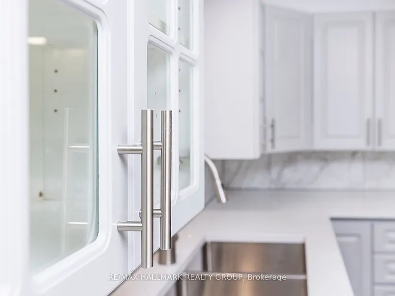 1542 Saint Georges St #B — Photo 8