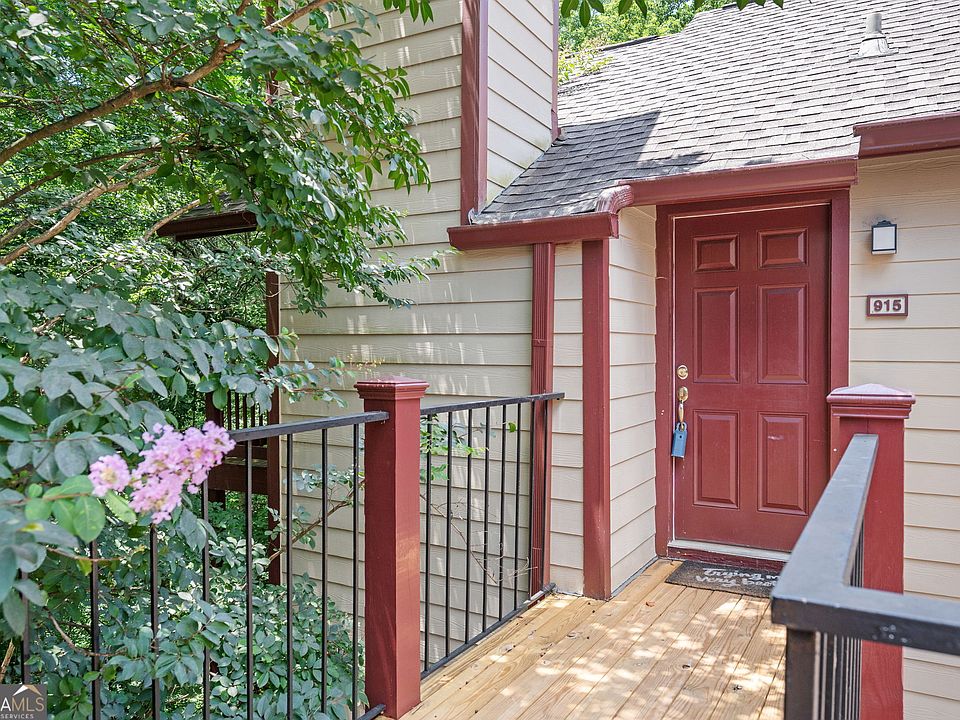 1st image of 915 Wentworth Ct