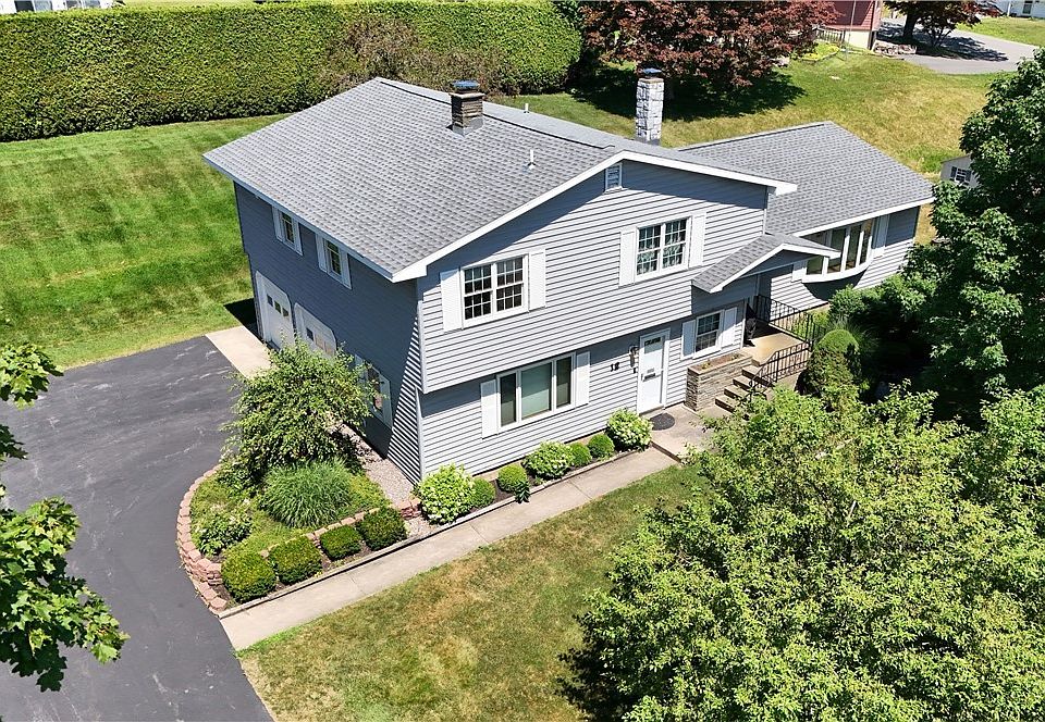 1st image of 12 Gilbert Rd