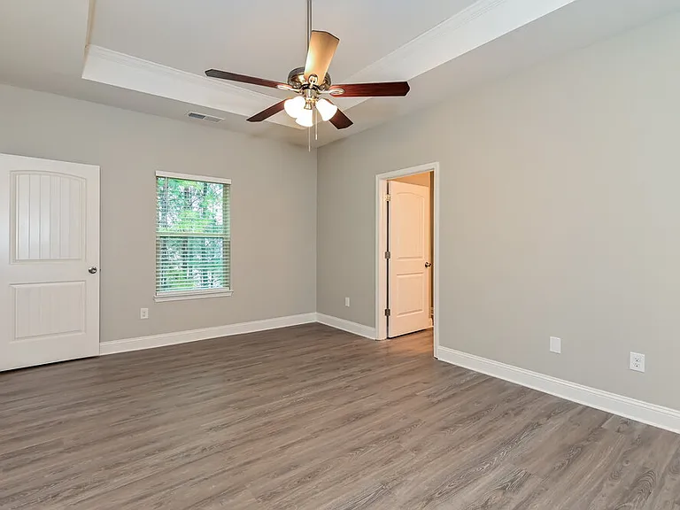 5084 Summerview Ln — Photo 8