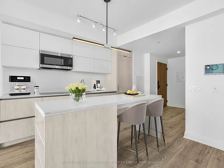 21 Park St E #603 — Photo 8
