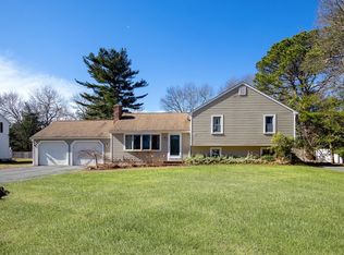 15 Matthews Trl, Plymouth, MA 02360