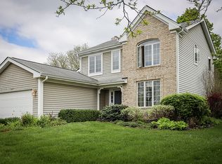 647 Rose Ln, Bartlett, IL