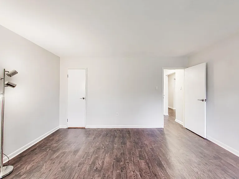 7420 Lakeview Dr #W205 — Photo 20