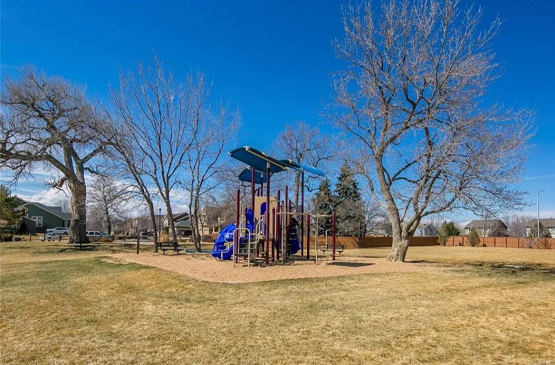 2 bed, 1029 sqft, $1,700 — Photo 4