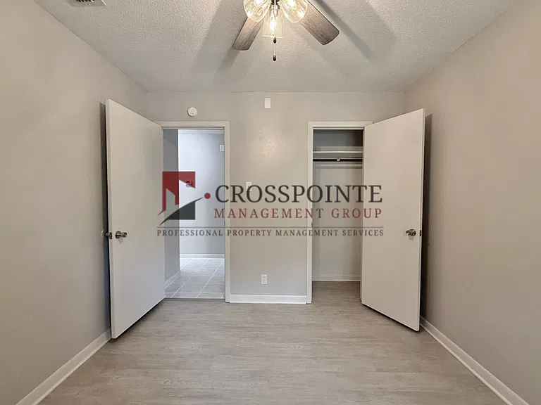 1103 Donna Dr — Photo 16