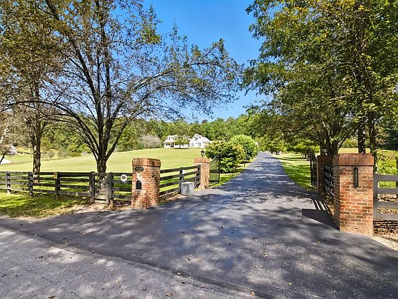 2nd image of 4457 Swinging Bridge Rd