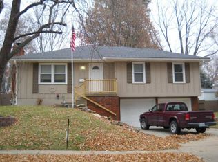 2517 Tamaqua Ridge Dr, Independence, MO 64055