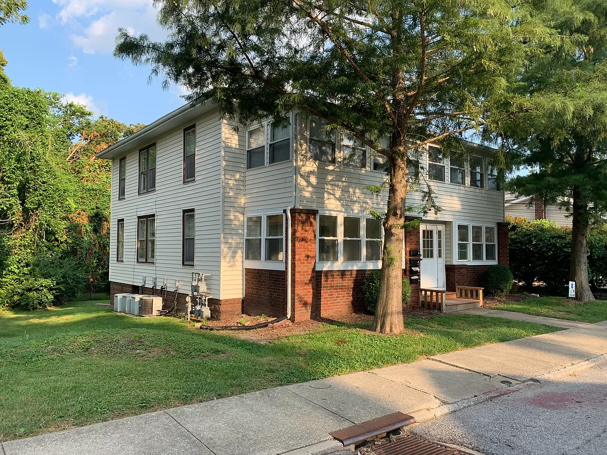Building Photo - 1723 Clawson St #1