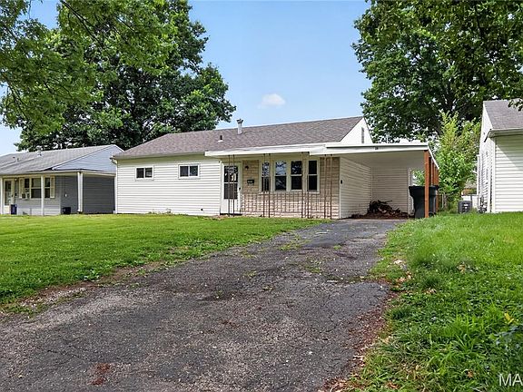 3rd image of 3829 Primm St