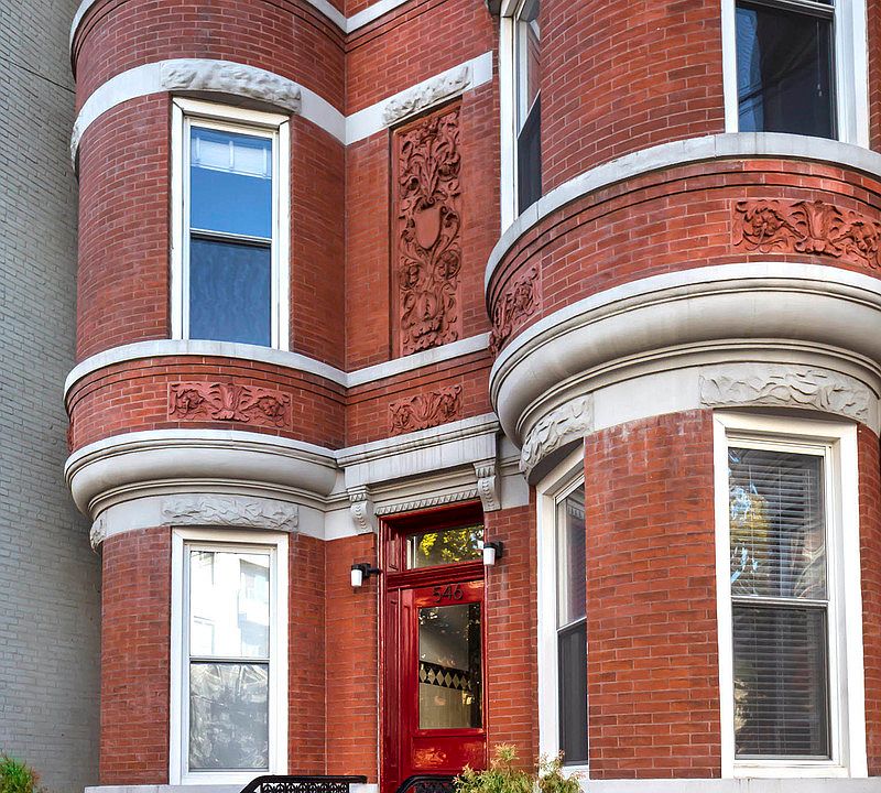 1st image of 546 51st Ave