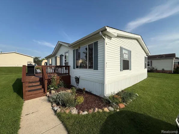 91 Hamilton St, Swartz Creek, MI 48473