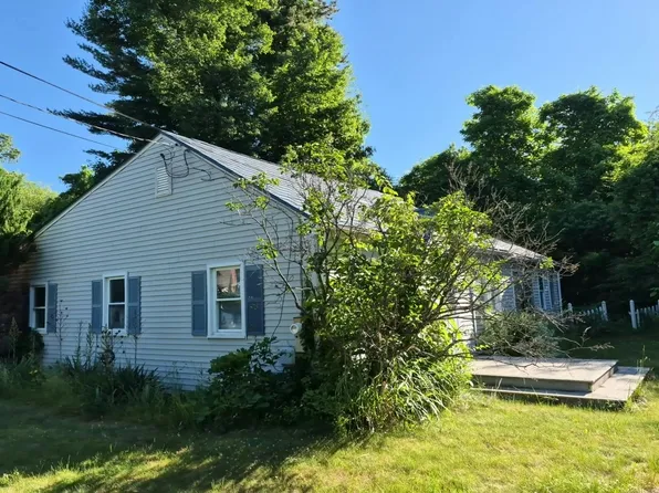 30 Miller Rd, Southwick, MA 01077