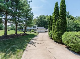 4632 W Britton Rd, Burbank, OH 44214