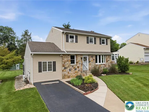 1385 Woodmere Rd, Pottstown, PA 19464
