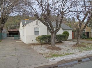 1566 Santa Fe Ave, Redding, CA 96003